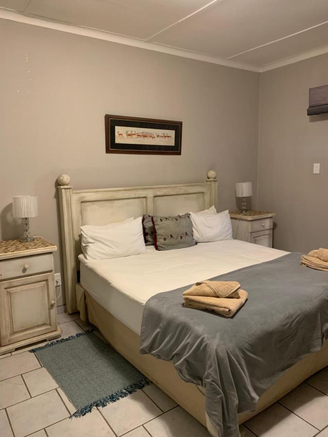 Hotel Pension Casa Africana Windhoek Eksteriør bilde