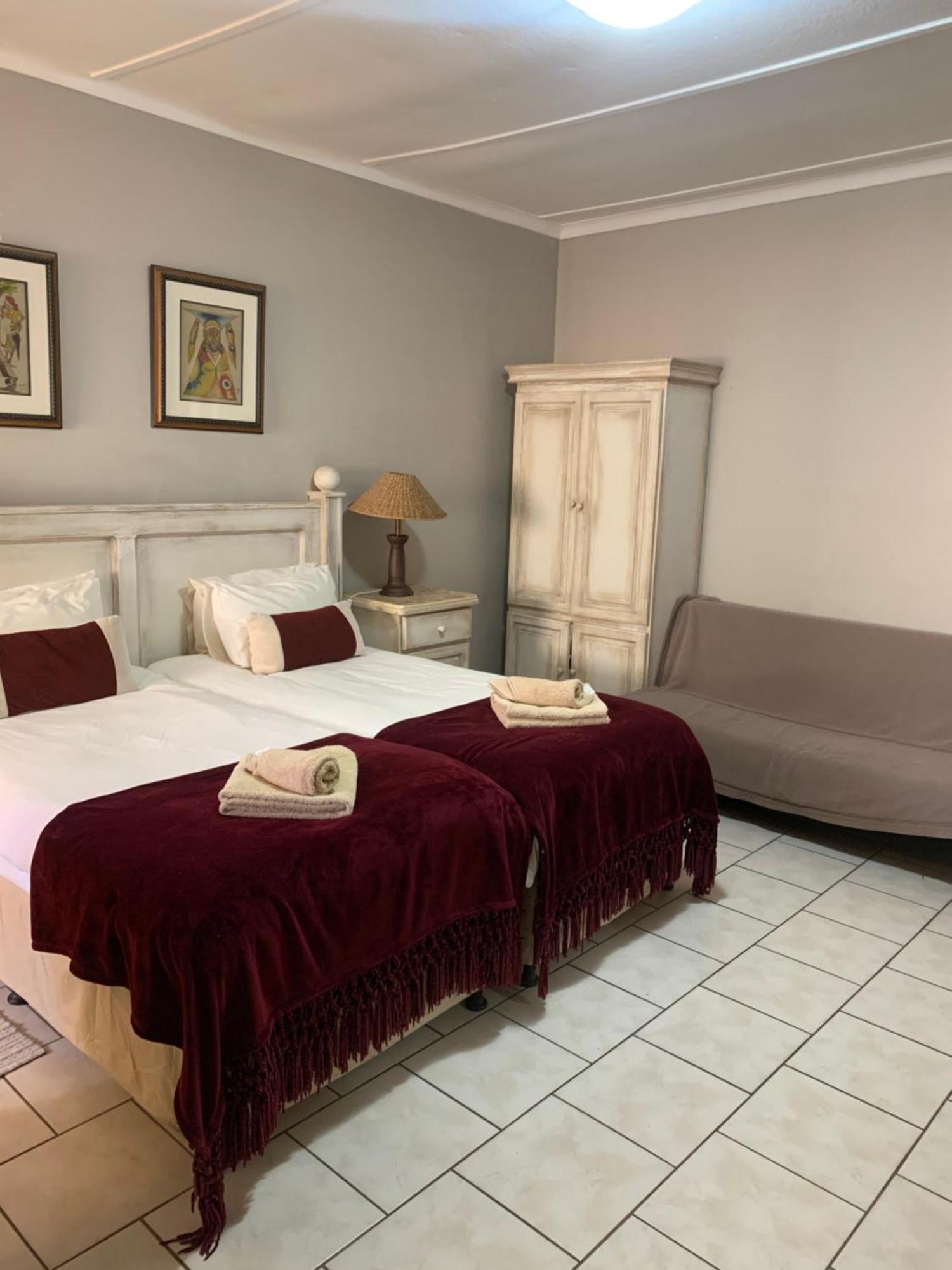 Hotel Pension Casa Africana Windhoek Eksteriør bilde